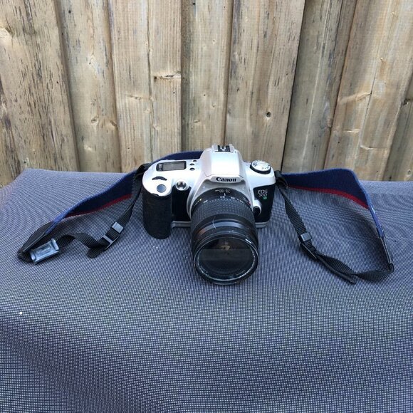 Canon EOS 500N 35mm Autofocus SLR Camera W/ 28-80mm Lens - Picture 4 of 14